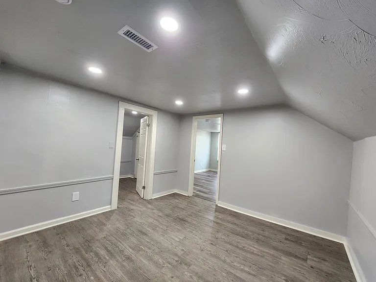 3415 Roehl Ave #2 — Photo 7
