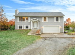 16262 Taft Rd, Spring Lake, MI 49456