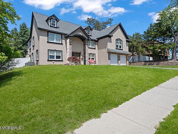 4th image of 101 Oxford Lane