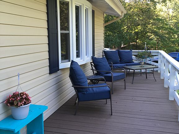 Peaceful front porch 