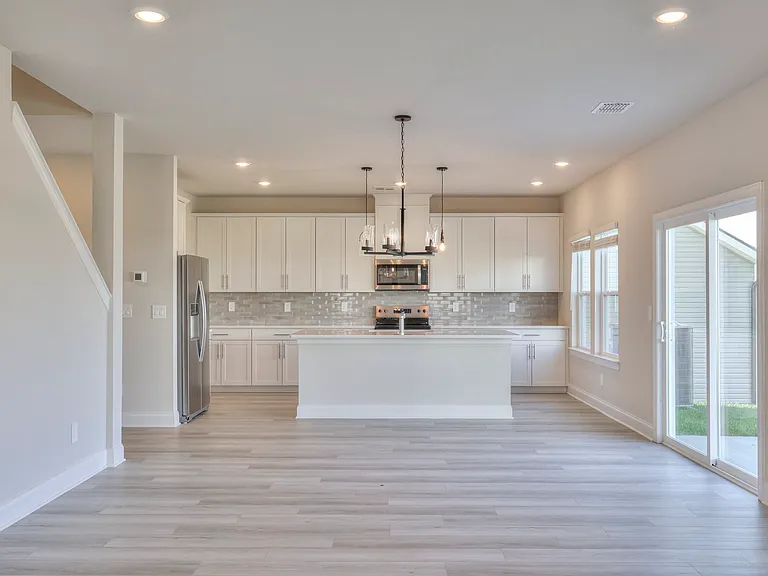 118 Fernbank Ln — Photo 15
