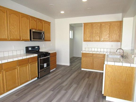 2nd image of 637 Beck Creek Ln