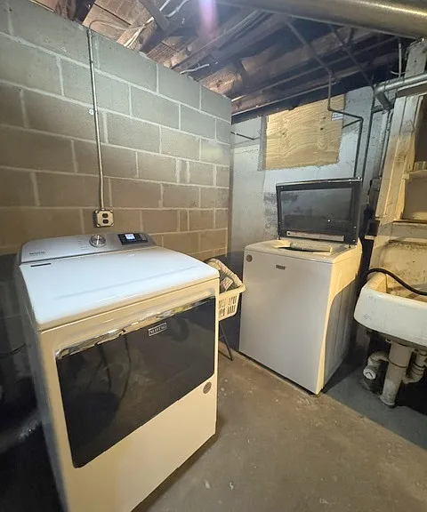 194 Watertown St #1 — Photo 20