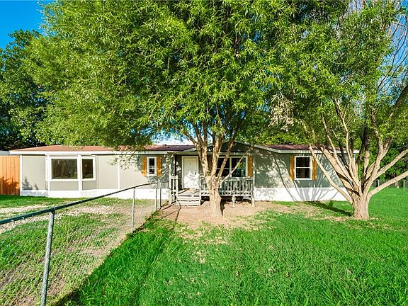 3rd image of 193 Russell Dr