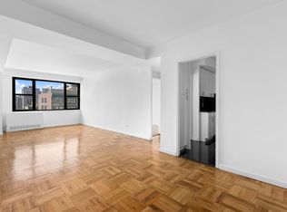320 E 23rd St APT 15D, New York, NY 10010