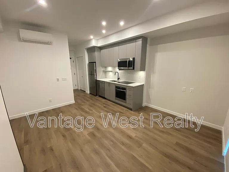 1274 Devonshire Ave #344 — Photo 1