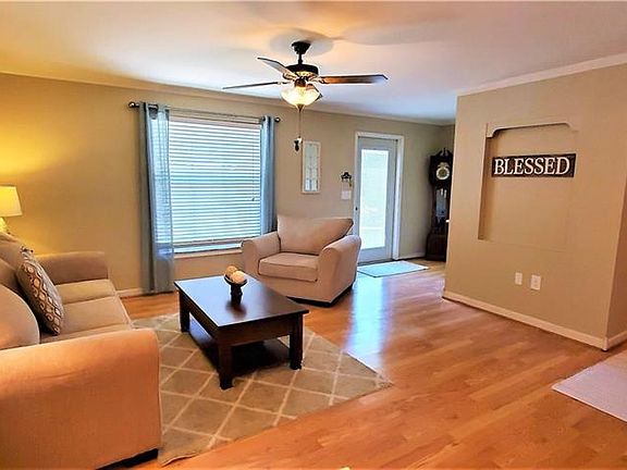 4th image of 22 Lanai Cir #22