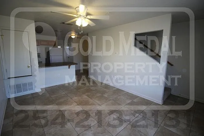 1103 Lansberry Ct #C — Photo 2
