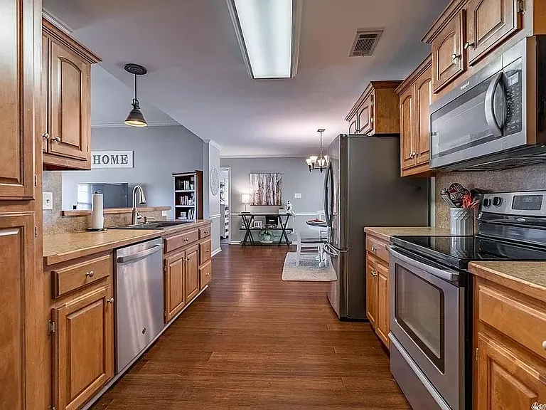 5334 Buckingham Pl — Photo 10