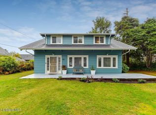 811 S Downing St, Seaside, OR 97138