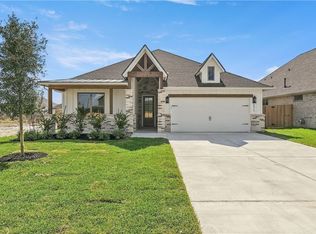 2817 Captain Ct, Bryan, TX 77808
