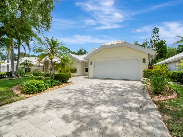 1016 Harbor Town Dr, Venice, FL 34292