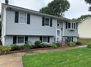 24 Navarre St, West Warwick, RI 02893