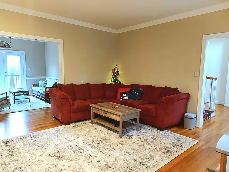 125 Woodmere Ct — Photo 5