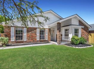 6724 Cherrytree Dr, Arlington, TX 76001