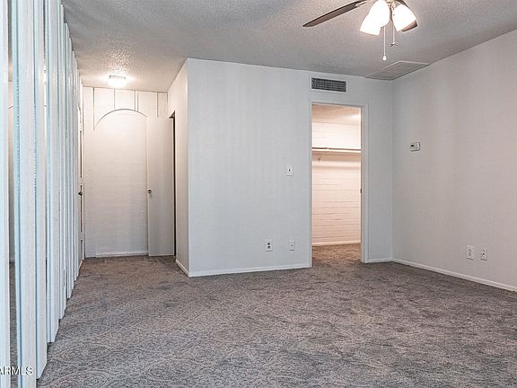 4th image of 2526 W Berridge Ln #E222