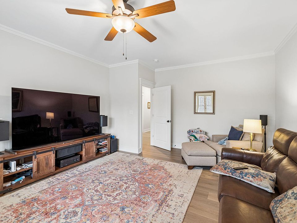 37th image of this home