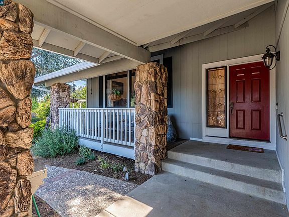 4th image of 423 Duperu Dr