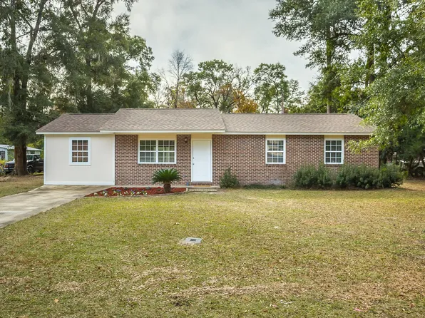 55 Marie Cir, Crawfordville, FL 32327