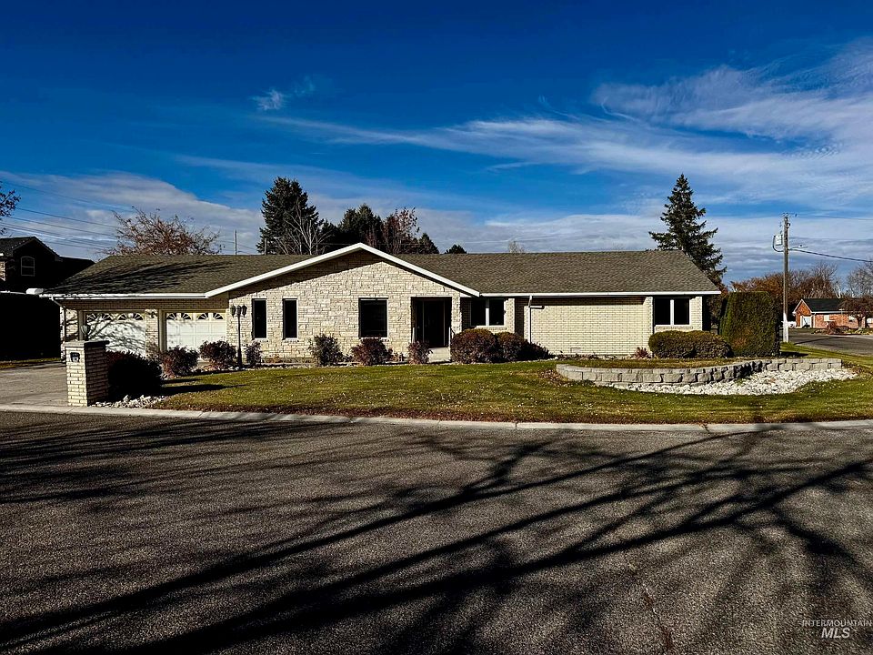 1st image of 1142 Fairview Ave
