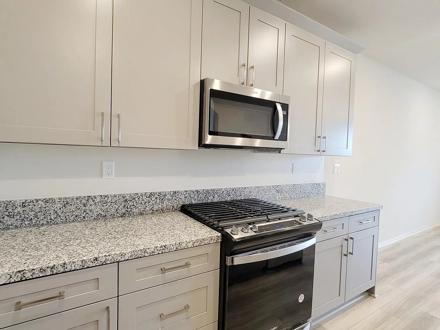 3 bed, 1478 sqft, $3,500 — Photo 4