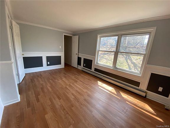 5th image of 31 Estate Dr