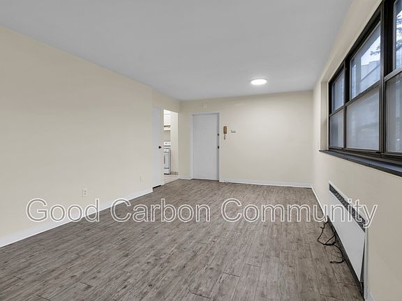2nd image of 1022 Delaware Ave #B06