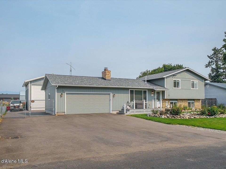 1st image of 9670 N Meadow Way