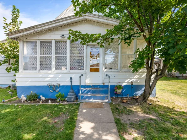 161 3rd Ave, West Glacier, MT 59936