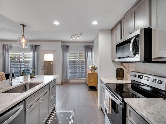 4th image of 5619 Preston Oaks Rd APT 802