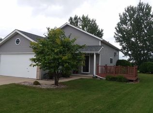 5510 19th St S, Fargo, ND 58104