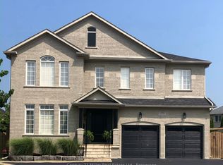 2099 Helmsley Ave, Oakville, ON L6M 4R5