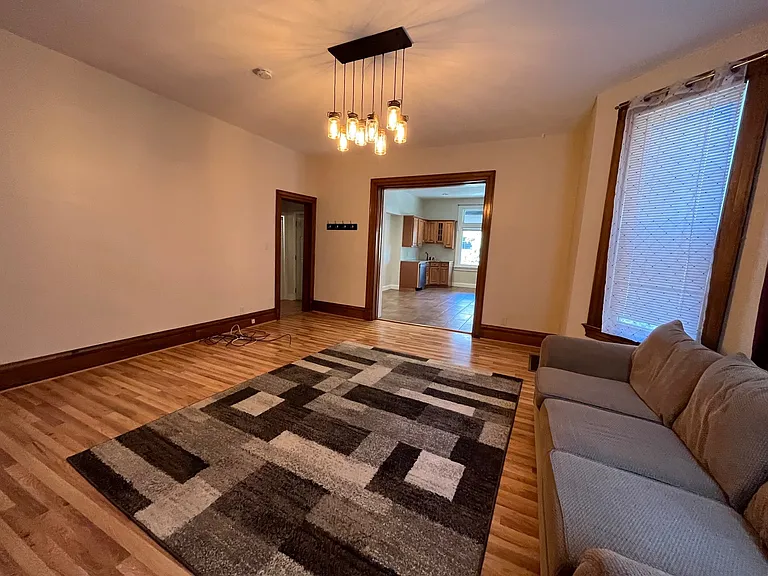 347 Stratford Ave #1 — Photo 8