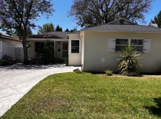17636 Bessemer St, Encino, CA 91316