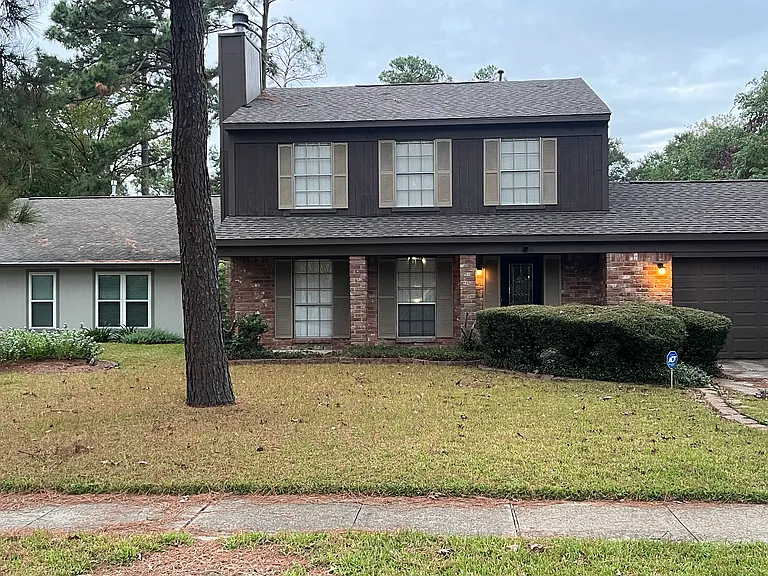 2339 Trailing Vine Rd — Photo 1
