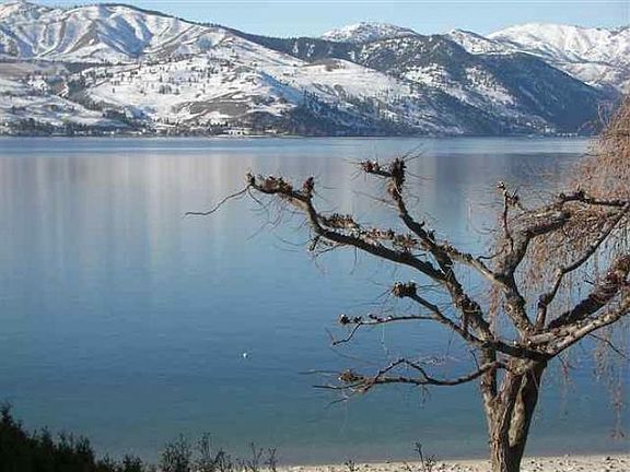 4th image of 100 Lake Chelan Shores Dr #142