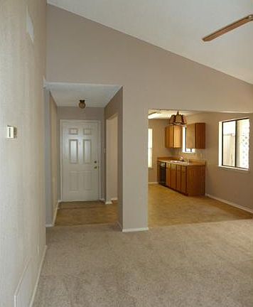 4th image of 1105 Green Valley Cv