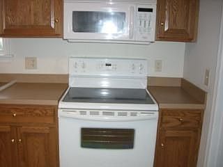 4th image of 2A W Milby St