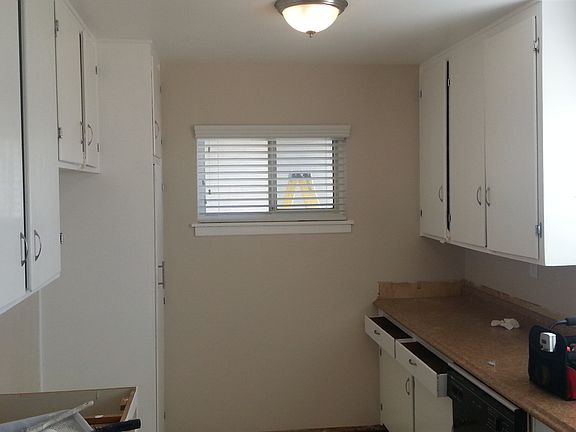 3rd image of 16152 Pamela St