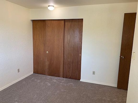 3rd image of 9726 6th Ave NW APT 1