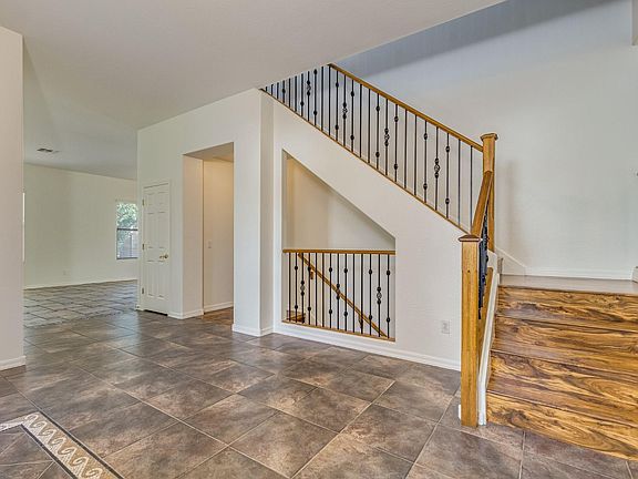 4th image of 1332 S Nebraska Pl