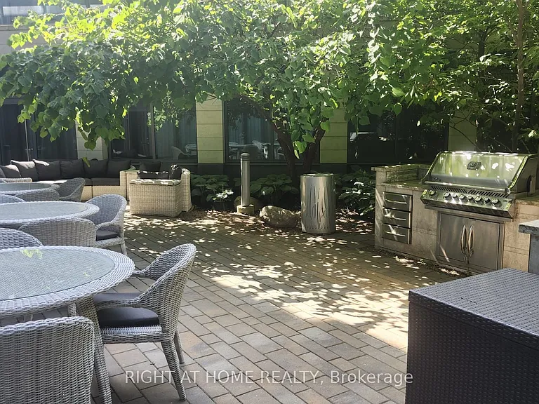 160 Vanderhoof Ave #306 — Photo 33