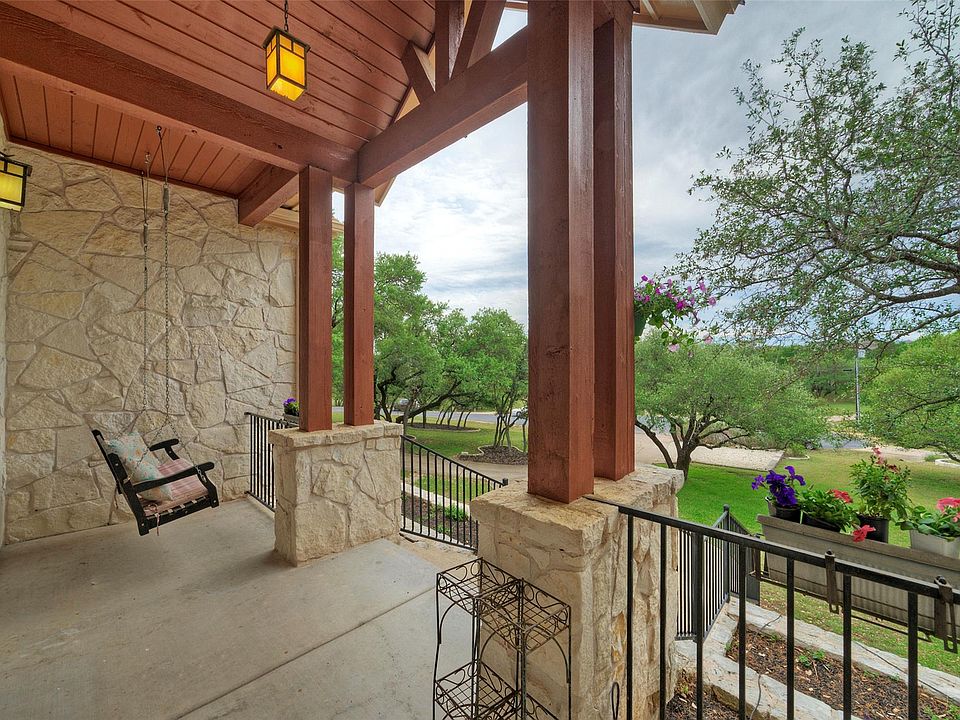 1st image of 124 Summer Oak Ct