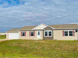 12209 McKenzie View Dr, Watford City, ND 58854