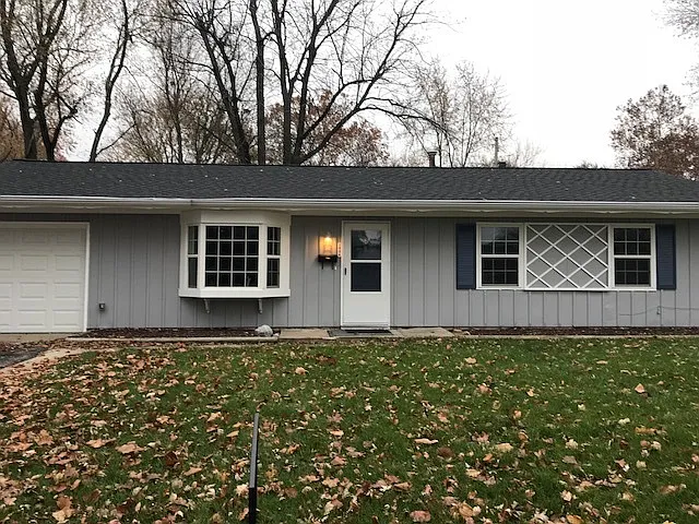 1006 Centennial Dr photo 1