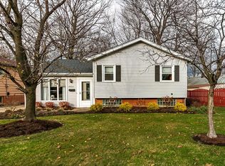 29331 Nehls Park Dr, Wickliffe, OH 44092