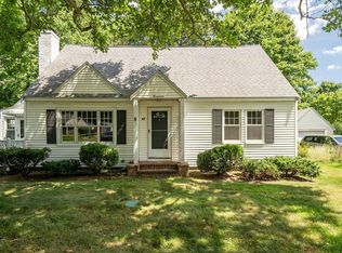 17 Beech Cir, Andover, MA 01810