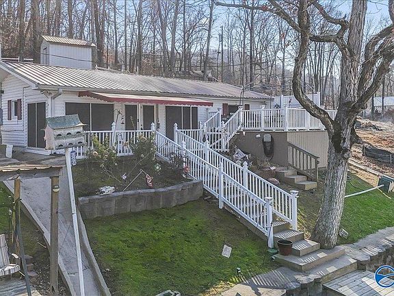 3rd image of 4408 Leaning Beech Dr