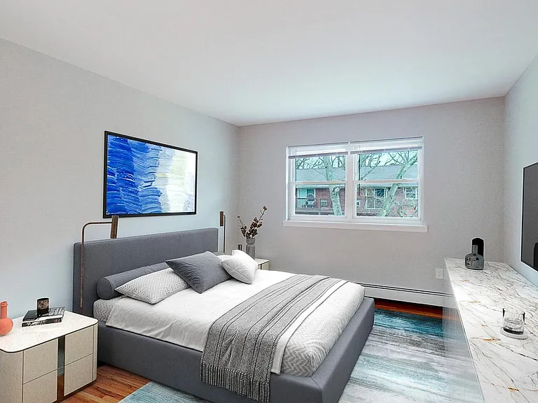 2-3 Stratford Apartments — Photo 4