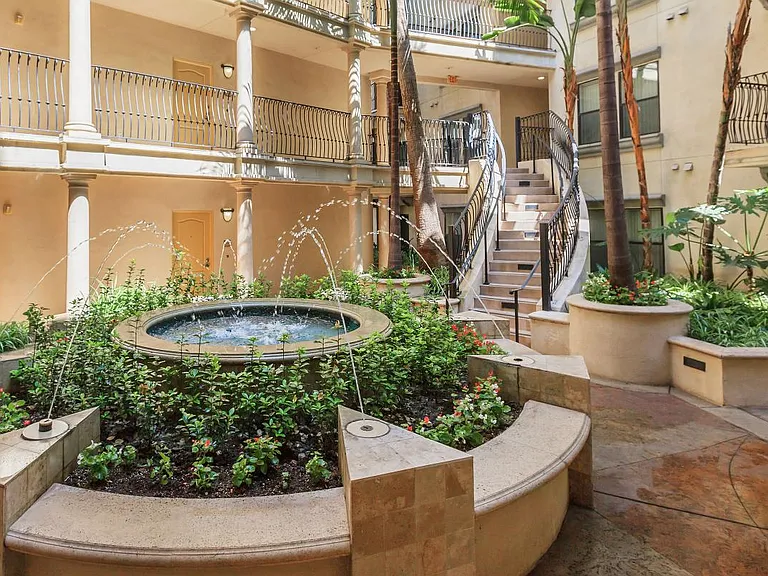 GORGEOUS WATER FOUNTAINS